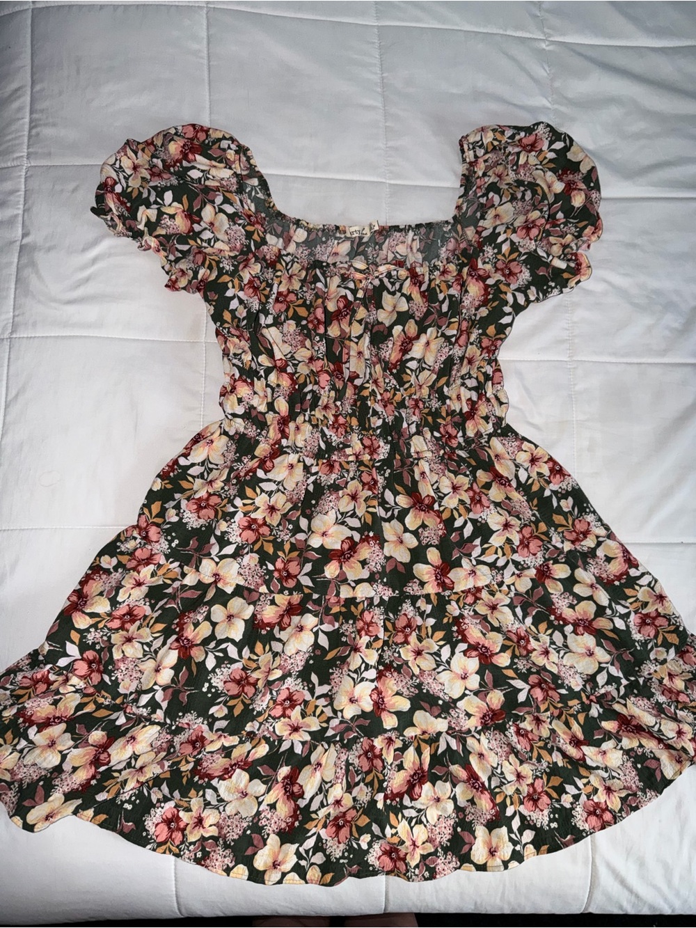 Floral Puff-Sleeve Summer Dress in Green and Pink - 1X